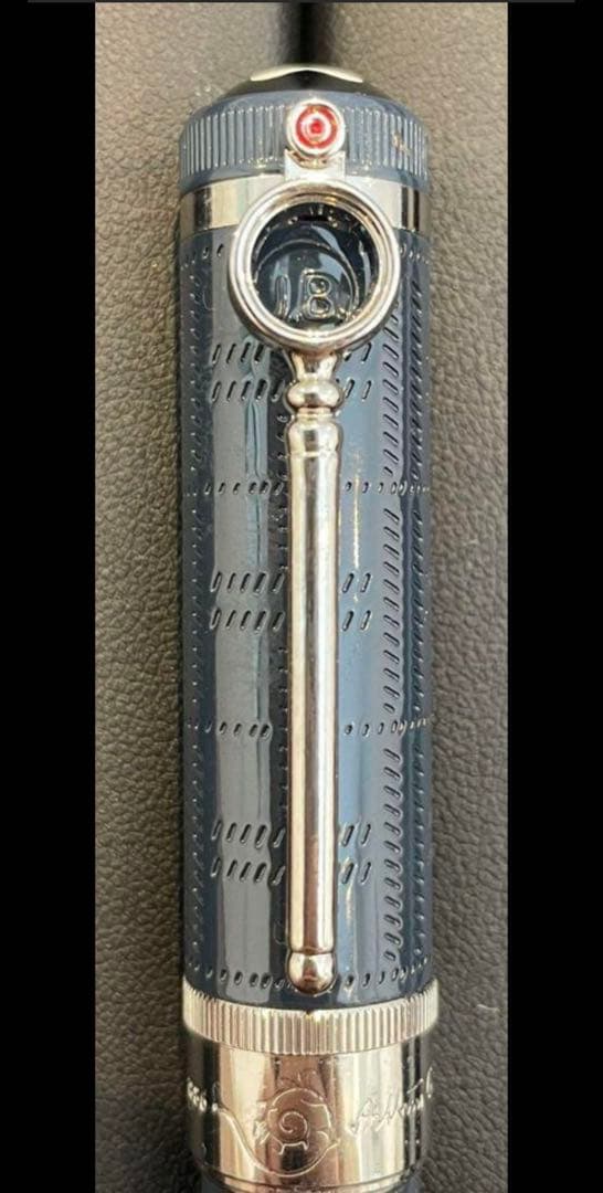 MONTBLANC オマージュ トゥアーサー コナン