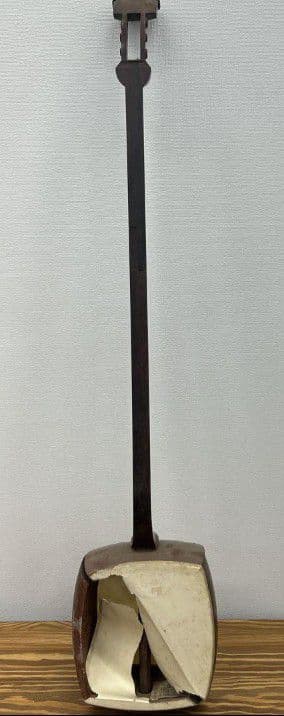 細棹　三味線　大正10年（1921年）104年前に製作された物を再生しました。