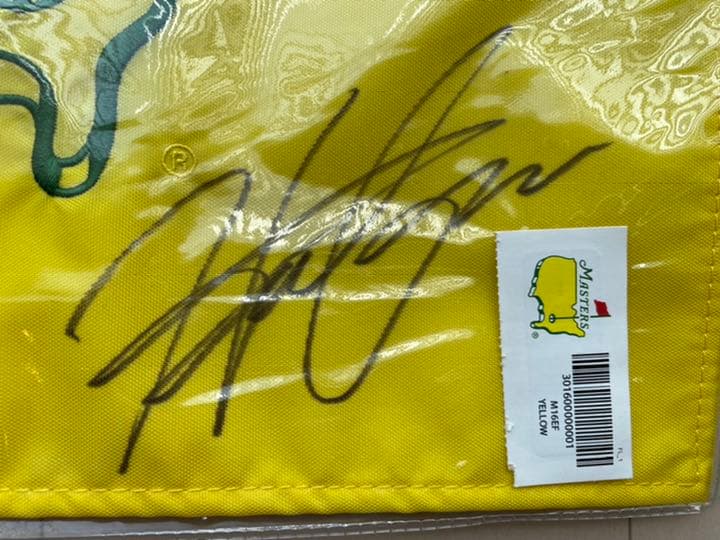 値引　マスターズ2016フラッグ　松山英樹　直筆サイン