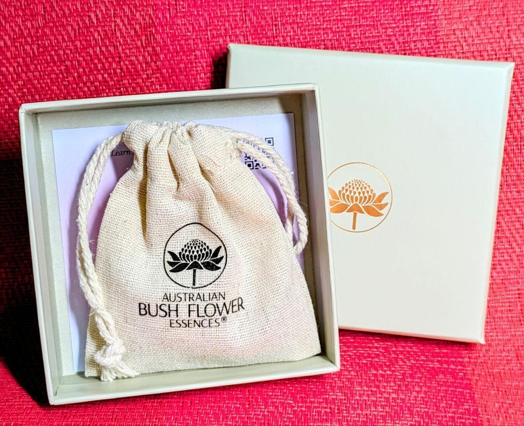 【予約品】レインボーペンダント　オーストラリアンブッシュ　フラワーエッセンス