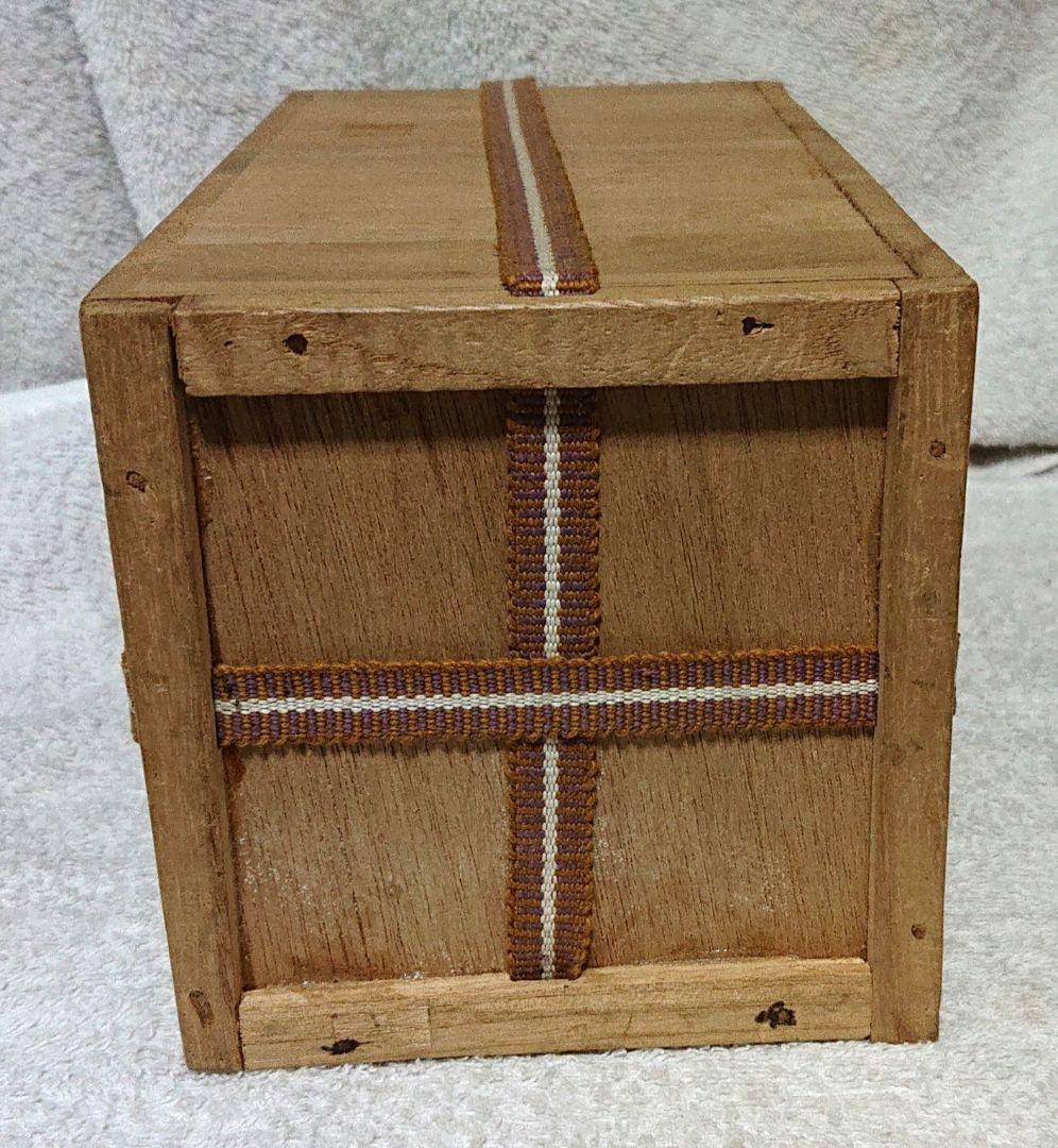 古伊万里角瓶 木製箱付きA444