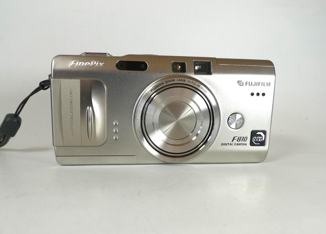 美品★Fujifilm FinePix F810 コンパクトデジタルカメラ動作品