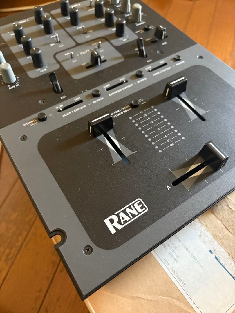 RANE DJミキサー TTM56S DECKSAVER付き