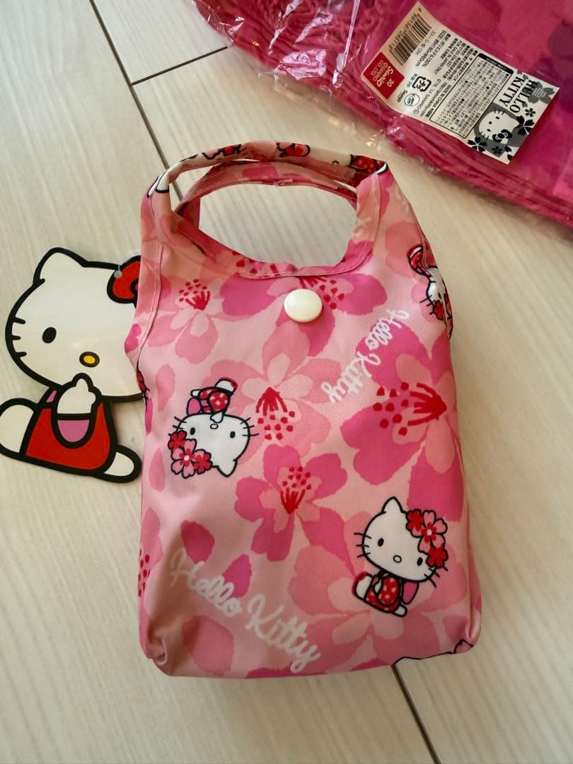 ハローキティ 11点セットエコバッグ　爪切り　スカーフ枚　ハンカチ