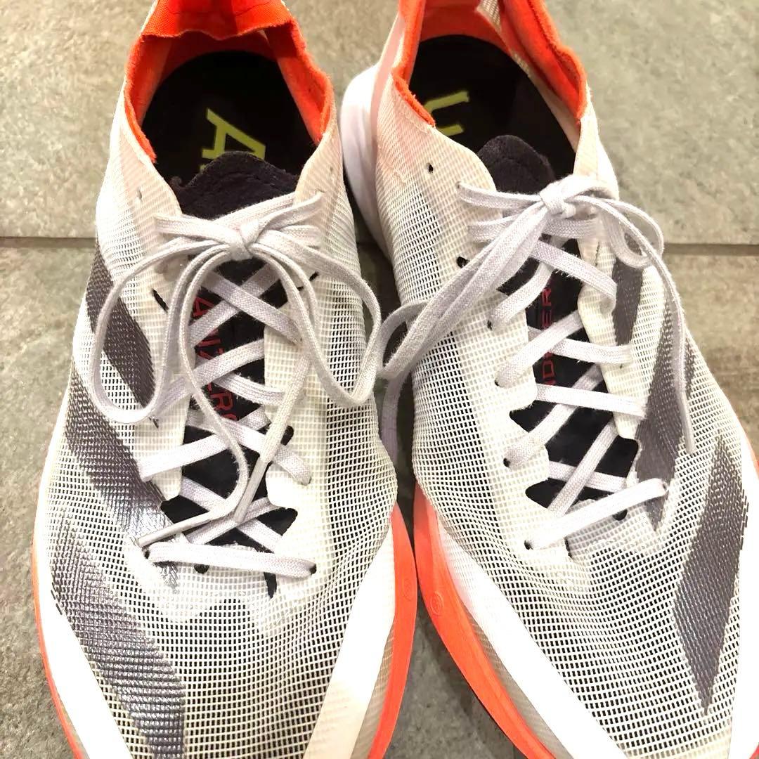 アディゼロジャパン8 25cm