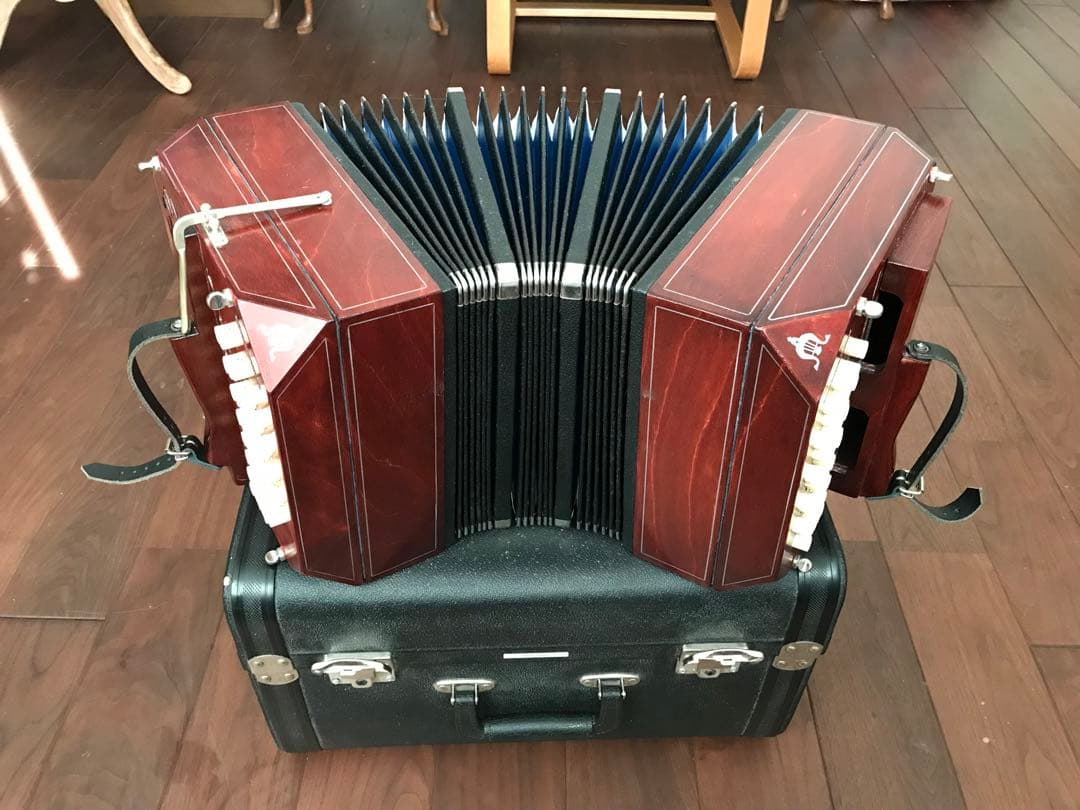 バンドネオン