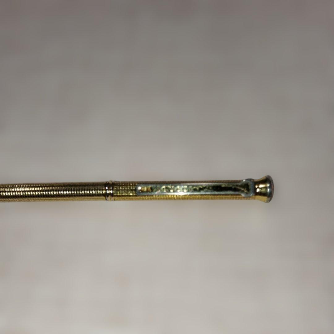 GUCCIゴールド ボールペン　細身