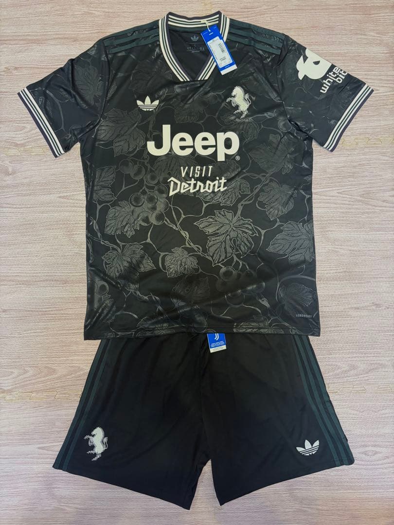 ユベントス 25/26 スポンサー入り 3rd ユニフォーム Adidas