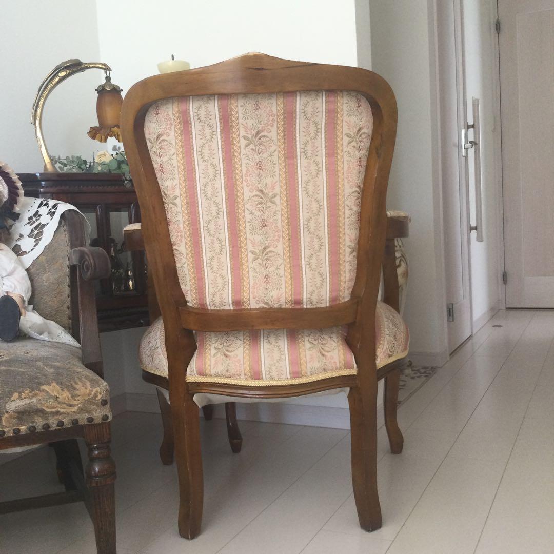 猫脚アームチェアー　　ロココ調肘掛けチェアー