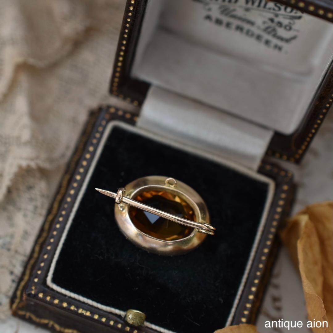 英国アンティーク 1900年前後 9金 天然シトリンと天然シードパールのブローチ