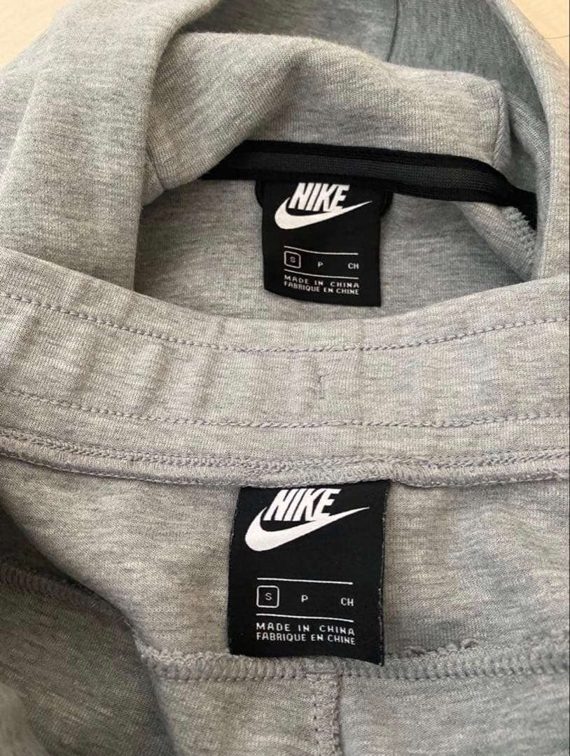 NIKE テックフリース セットアップ　上下セット