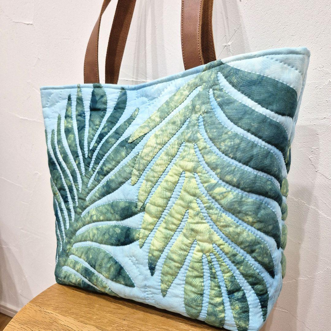 NO.226 本日限定Χmas価格！ハワイアンキルトトートバッグ ハンドメイド