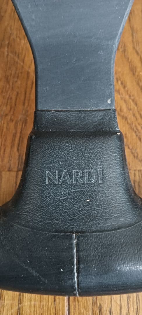 旧車 NARDI ナルディ クラッシックハンドル 36Φ