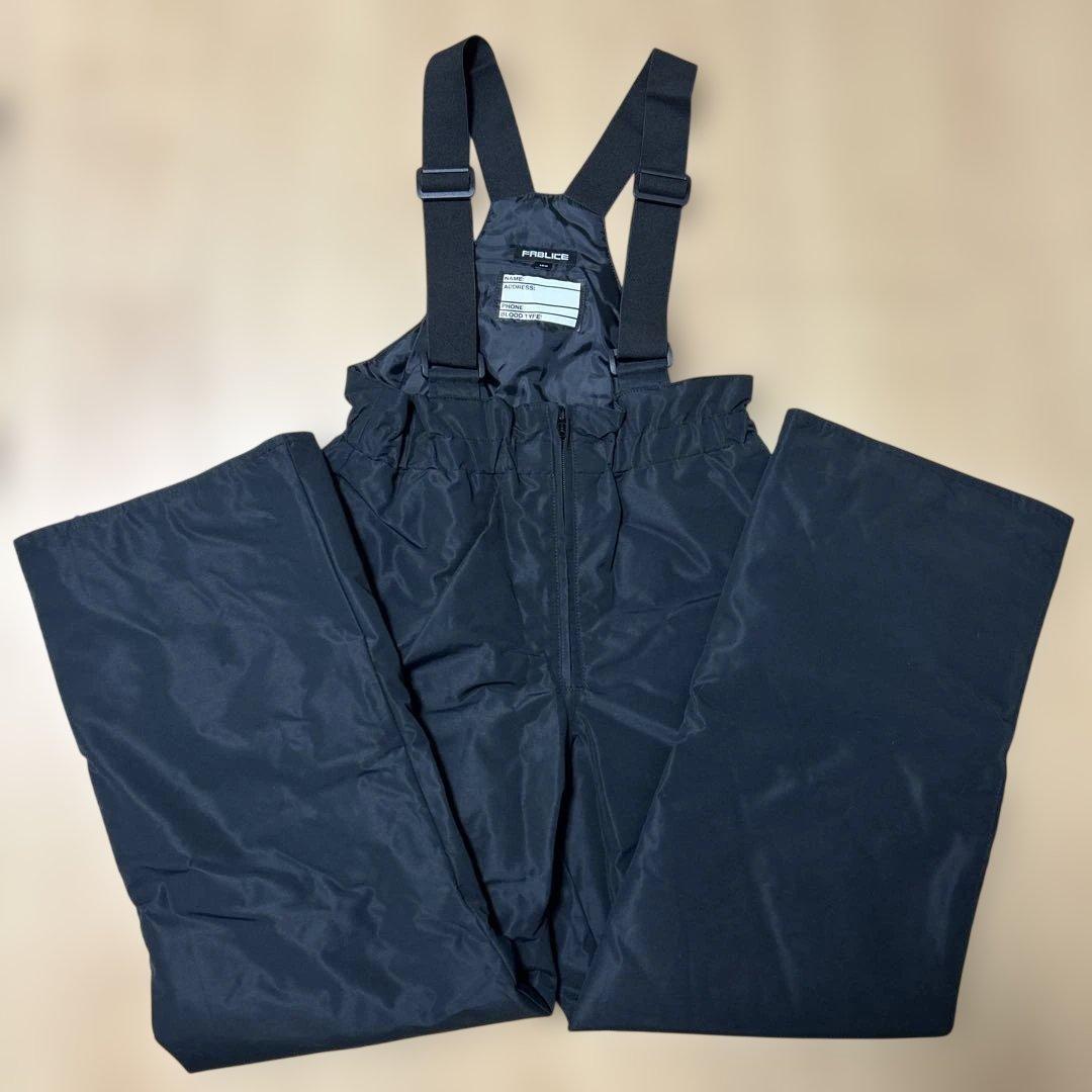 新品タグ付　FABLICE スキー スノボ ウェア 上下 150 雪遊び