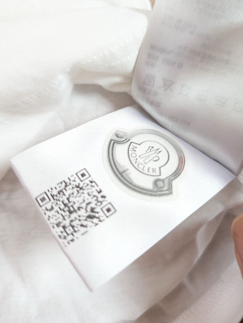 モンクレール　Tシャツ 150cm キッズ　白　ロゴワッペン　2022 極美品