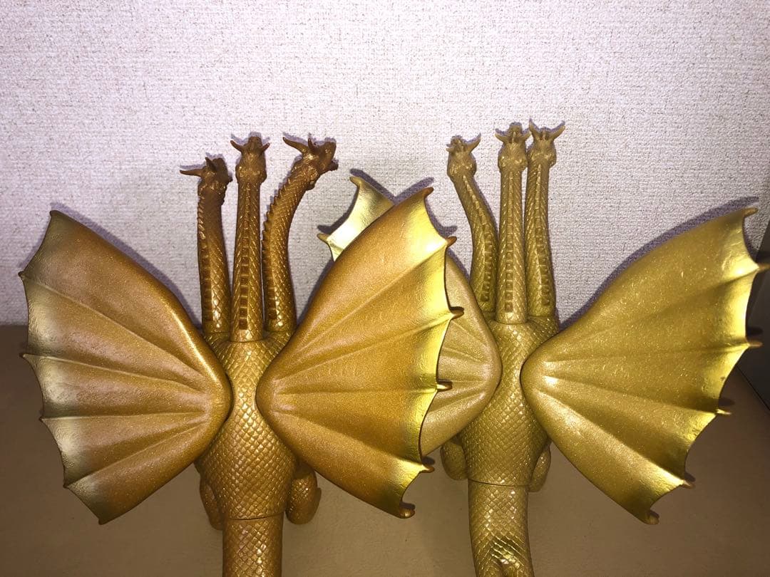 キングギドラ フィギュア⭐️レア色違い⭐️貴重な2本つの⭐️歴代怪獣ボックス版　ゴジラ