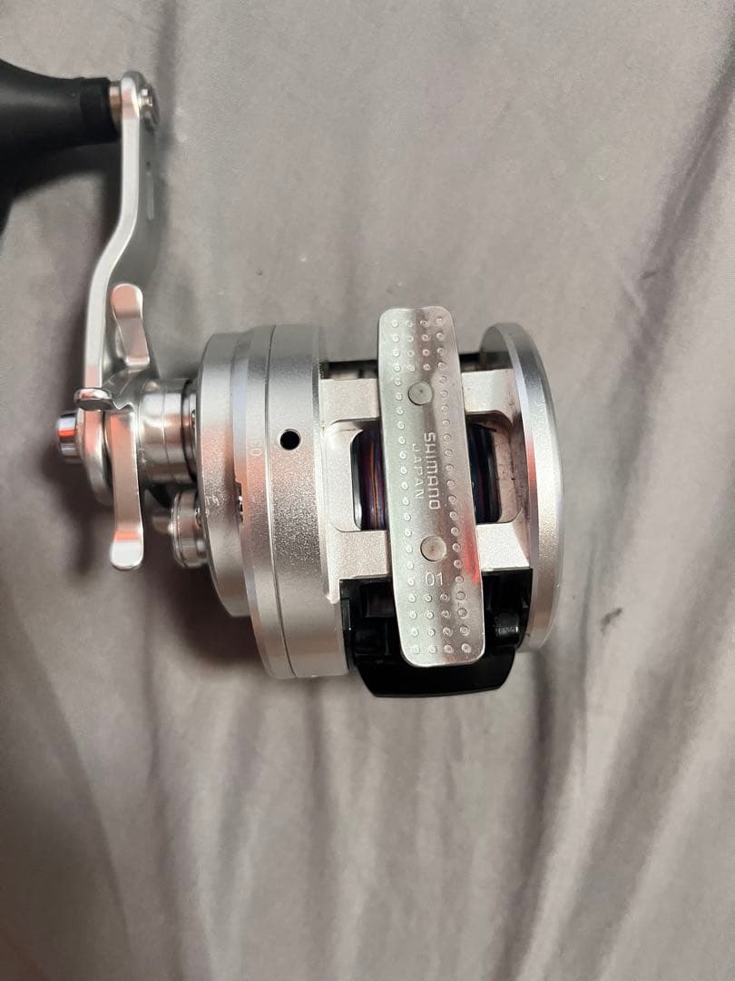 SHIMANO CALCUTTA 300Hg ベイトリール 箱付属してない