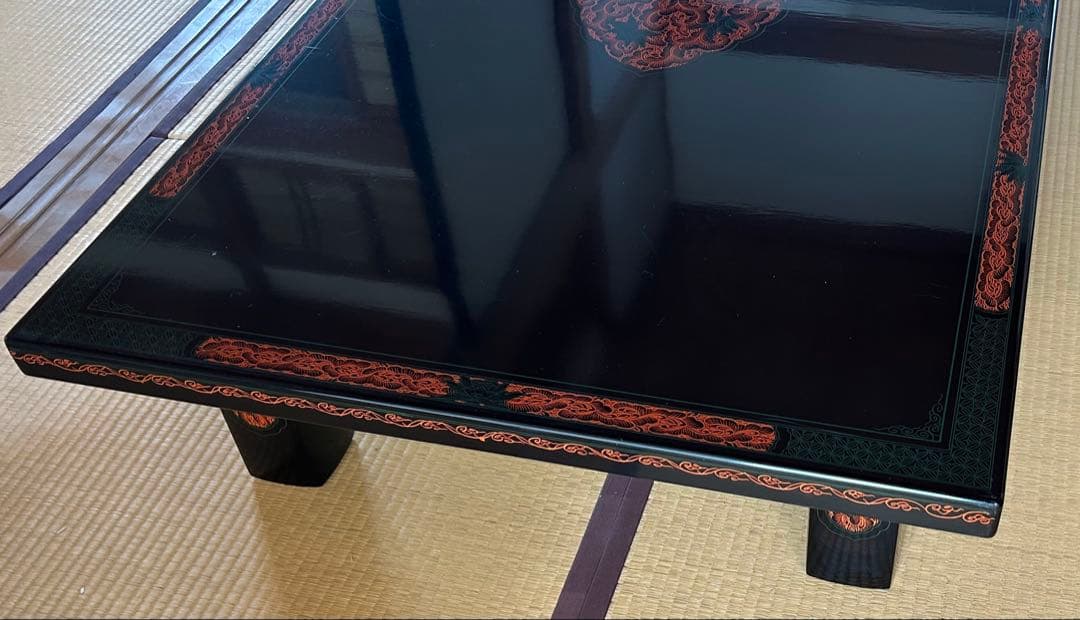 漆塗り　高級座卓　150cm. 90cm