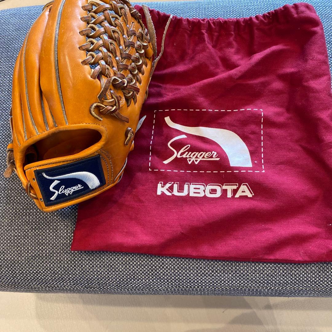 グローブ　slugger