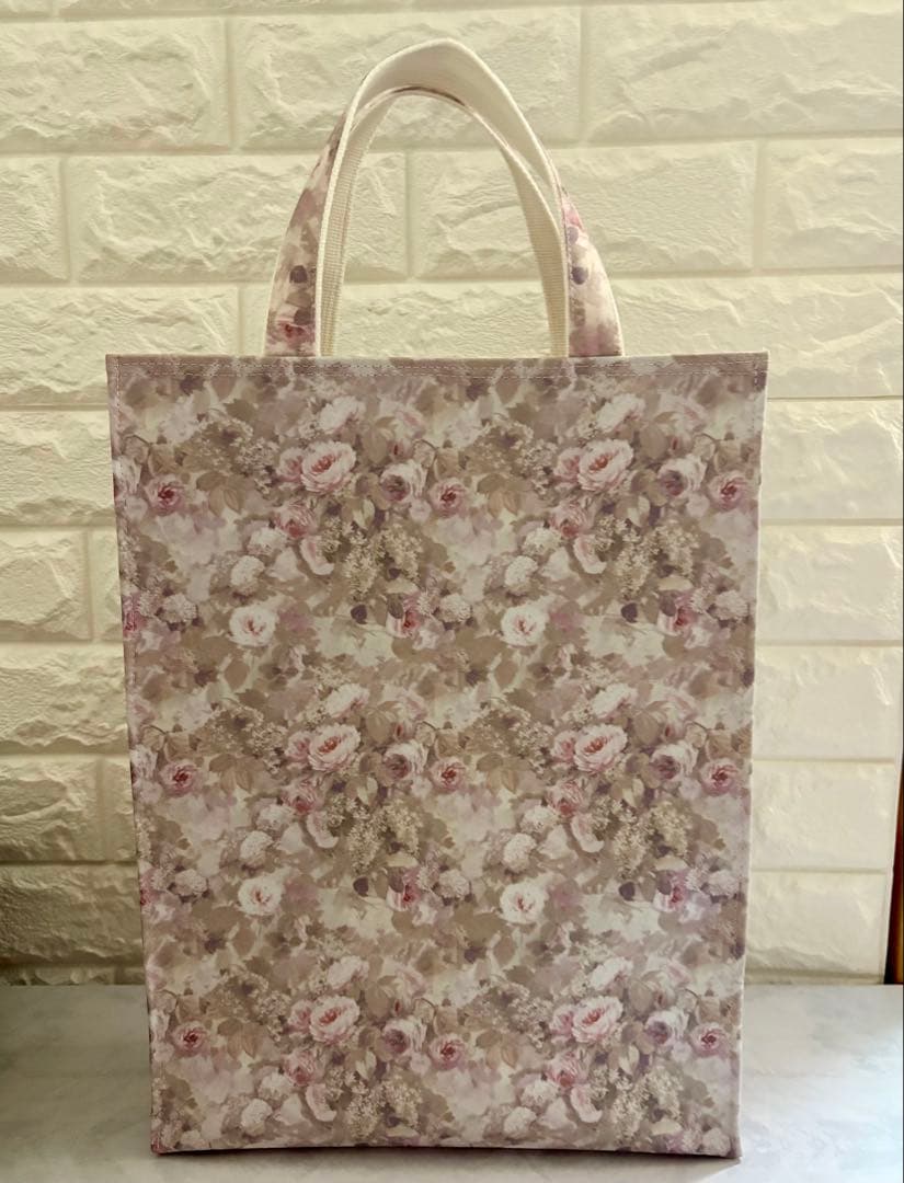 うさぎーぬ様　ハンドメイド　リバティ　バッグ　オーダーページ