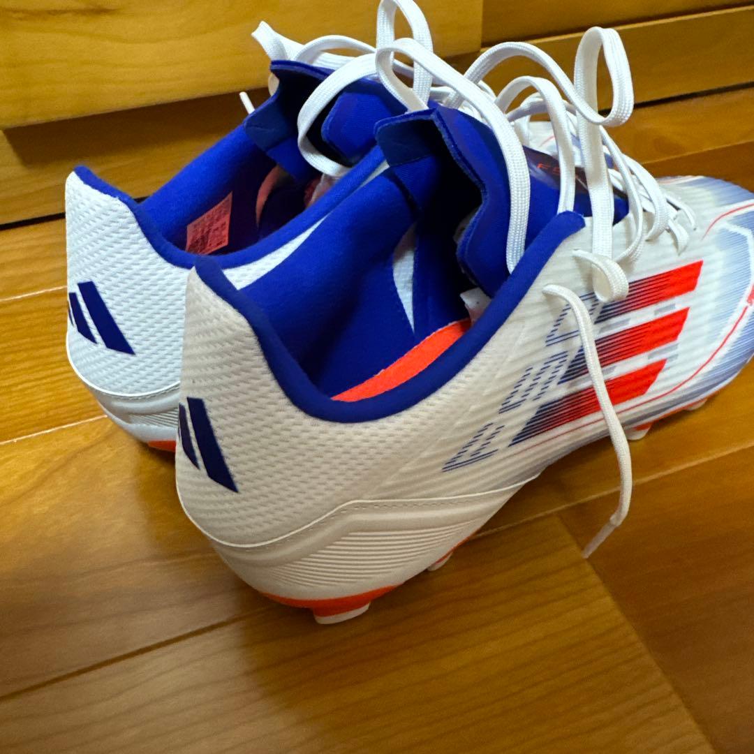 adidasサッカースパイク26.5