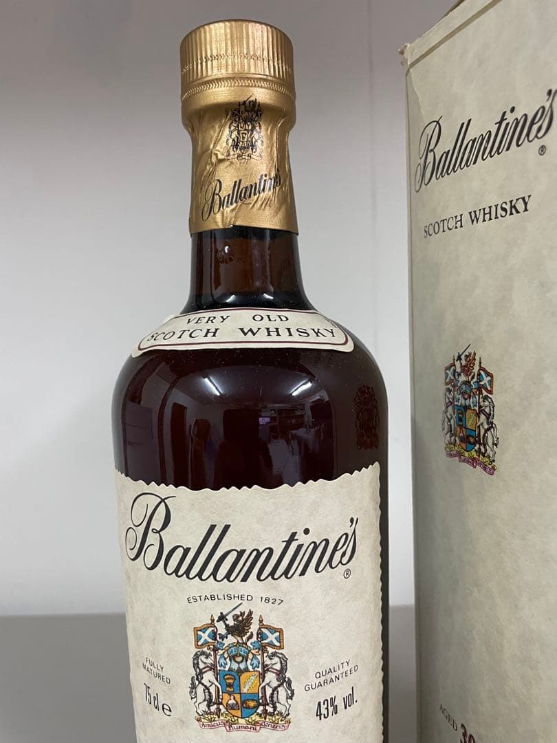 ❷未開封 バランタイン30年 ベリーオールド 750ml 古酒 箱付き