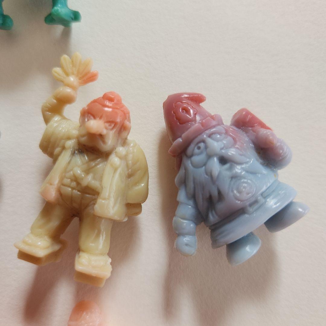 ネクロスの要塞　フィギュア　食玩