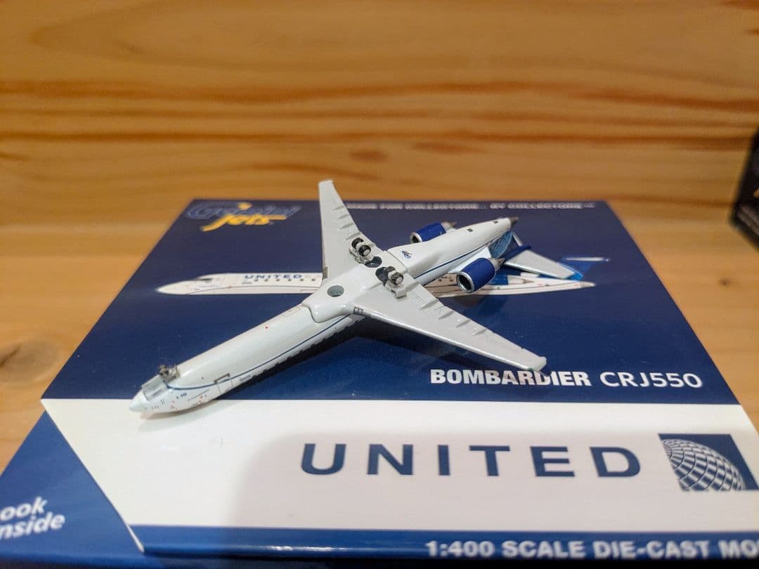 Gemini CRJ Q400 1/400　ジェミニ　ANA JAL