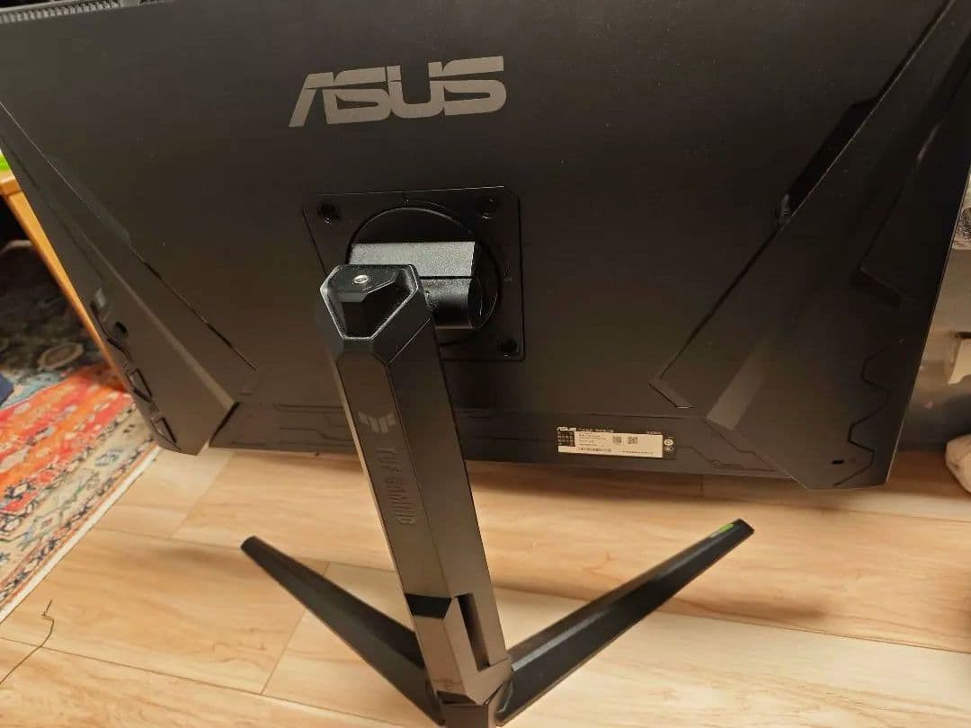 ASUS ゲーミングモニター TUF Gaming 27インチ 編集中