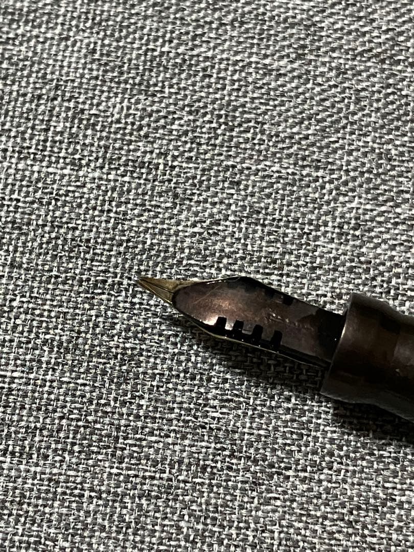 スワン万年筆　レバーレス　14K　（Swan Fountain Pen）