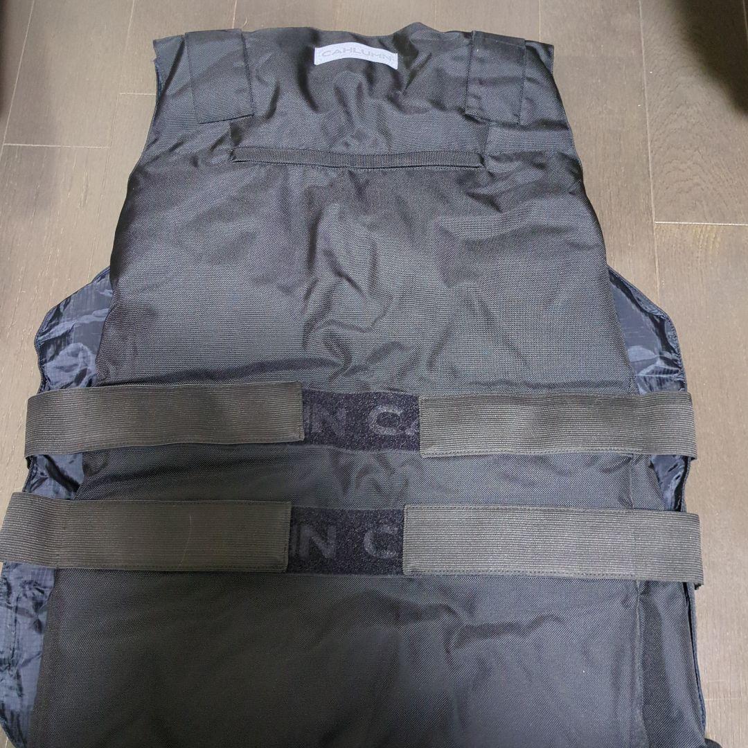 CAHLUMN ブラック ダウンベスト Mサイズ