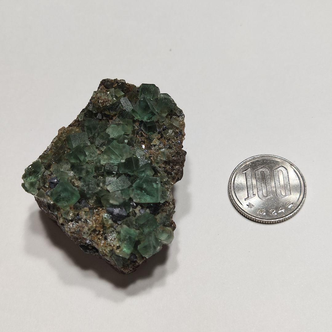 パワーストーン　天然石　フローライト　蛍光鉱物蛍石　73g　No.289