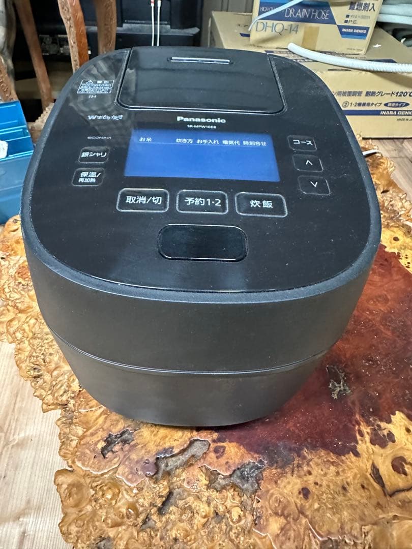【最終値下げ価格】Panasonic sr-mpw10e8 炊飯器 ブラック