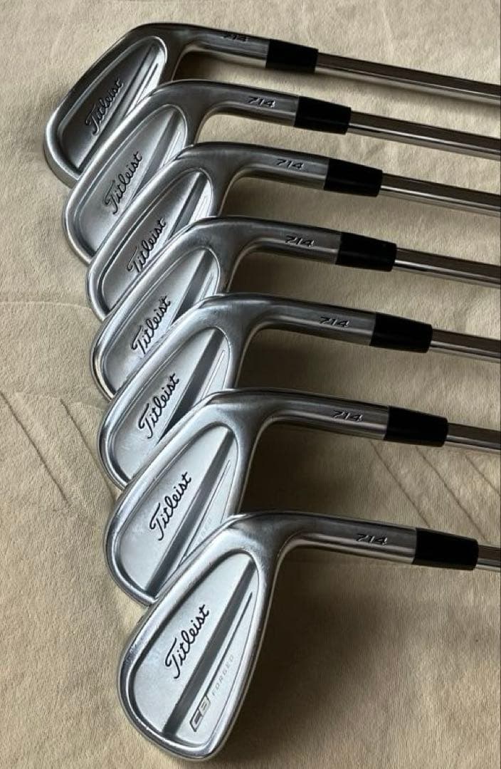 タイトリスト　714CB 4〜Ｐ　モーダス　アイアン