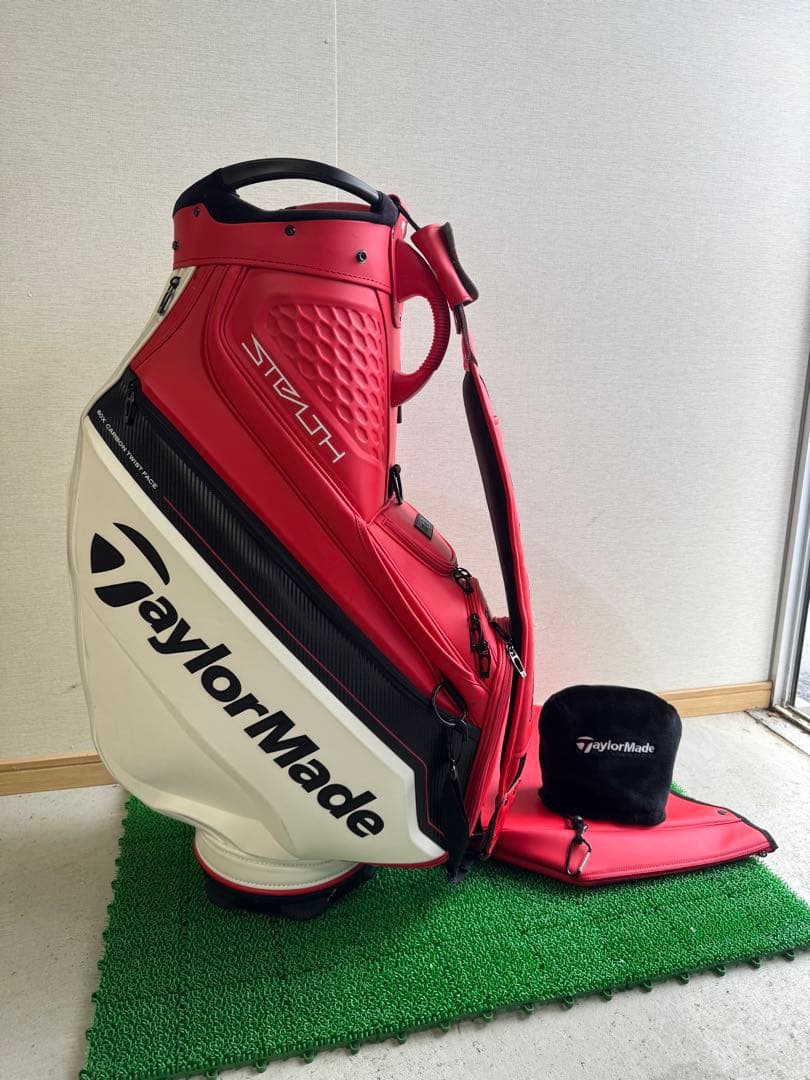 TaylorMade スタッフバック　キャディバック　大容量10.5型