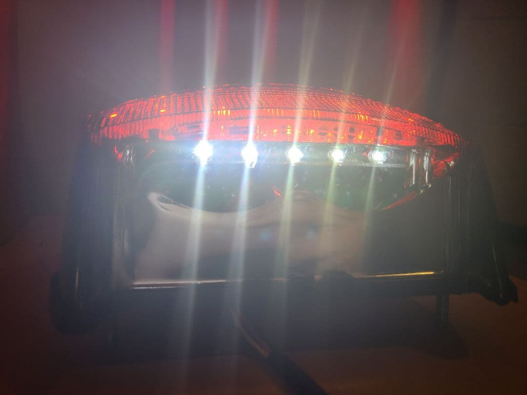 ゼファーχ　POSH Faith LEDテールランプ