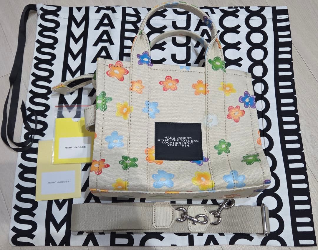 【MARC JACOBS】マークジェイコブス　ザワイルドデイジー　トートバッグ