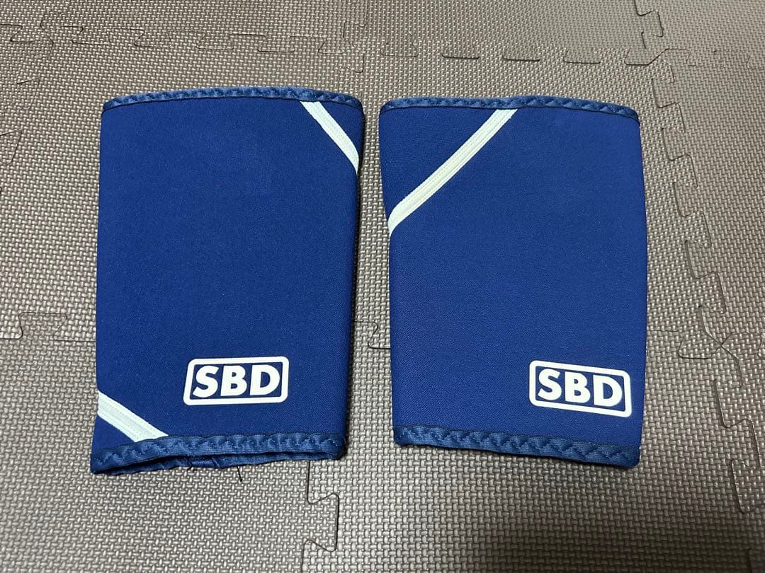 マーク 二ースリーブセット