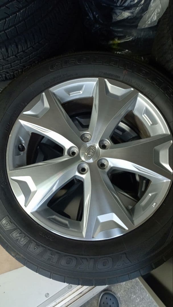 【引取限定】スバル フォレスターSJ5純正夏タイヤ・ホイールセット中古品