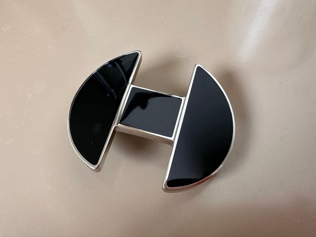 ク*ー様 エルメス Hモチーフ バレッタ ブラック ヘアアクセサリー