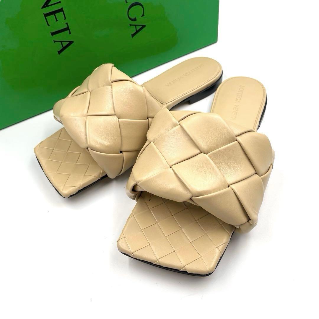 《未使用品》ボッテガヴェネタ サンダル イントレチャート 本革 ベージュ系 36