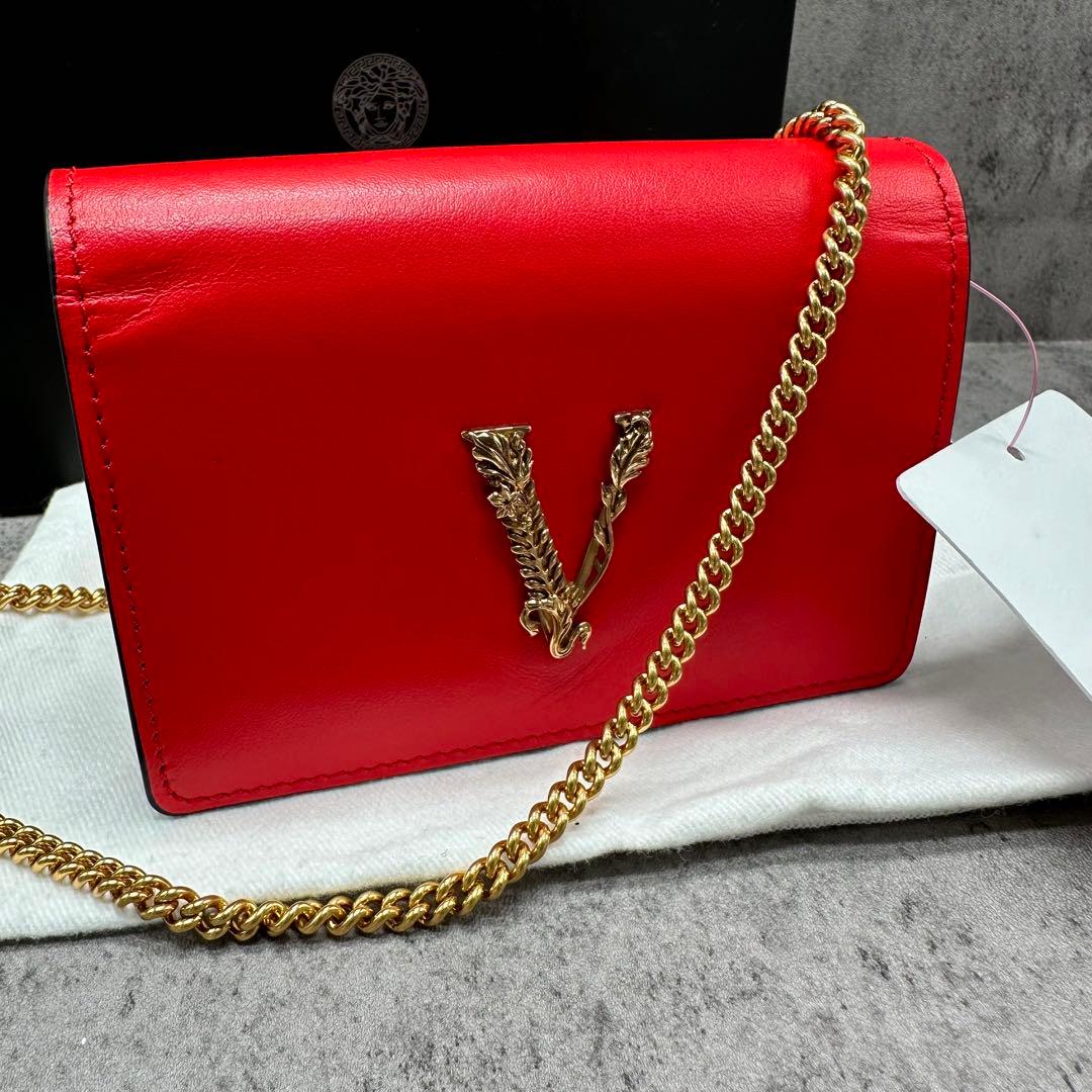 新品　Versace ヴェルサーチ　ミニショルダーバッグ　ヴィルトゥス　チェーン