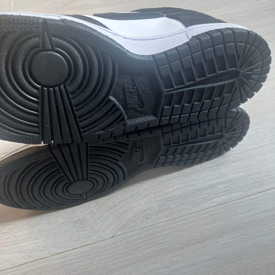 新品未使用 NIKE ナイキ ダンク ロー パンダ ジュニアシューズ25cm