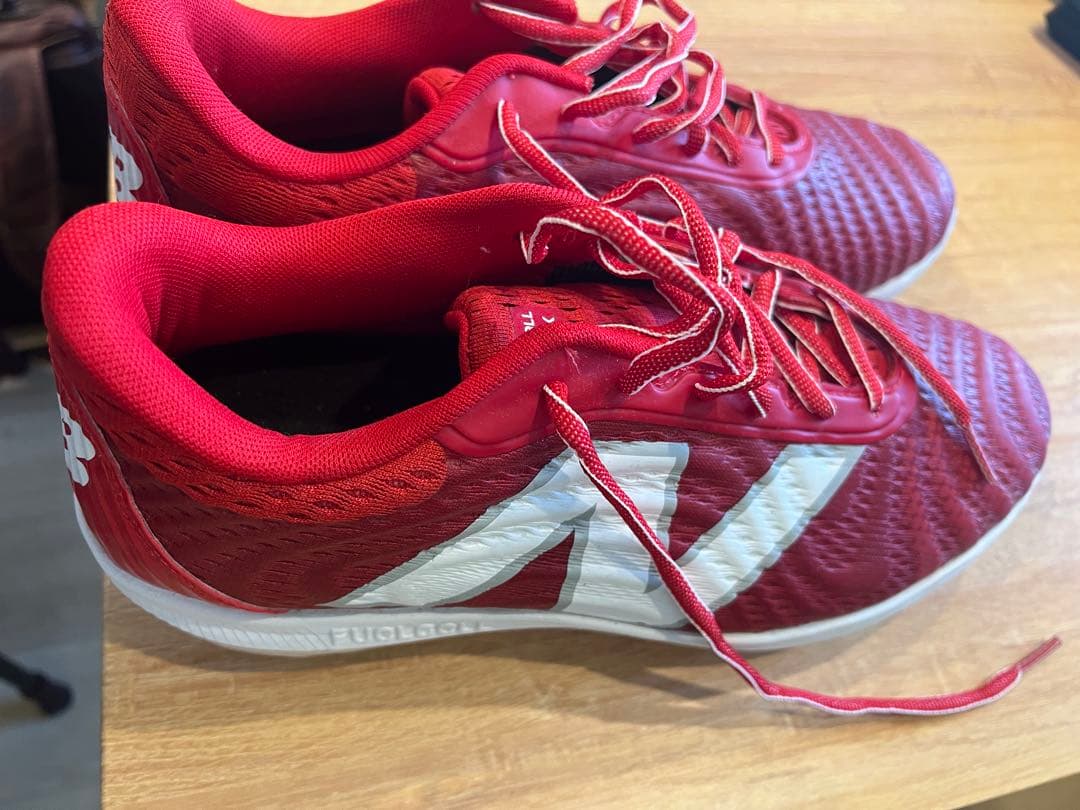 New Balance FuelCell スパイクシューズ レッド