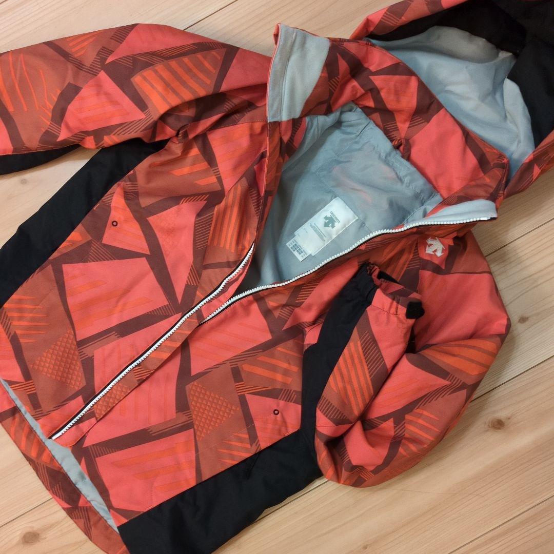 極美品　DESCENTE デサント スキーウェア 150 キッズ
