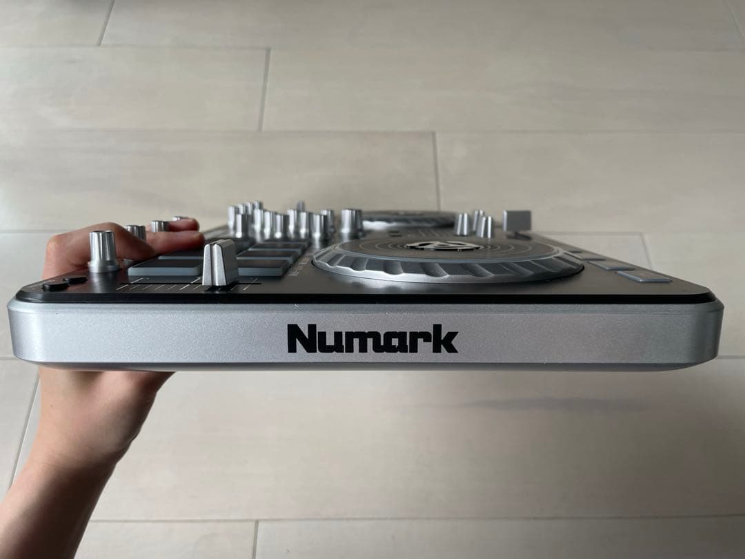 DJ機材 Numark Mixtrack Pro II