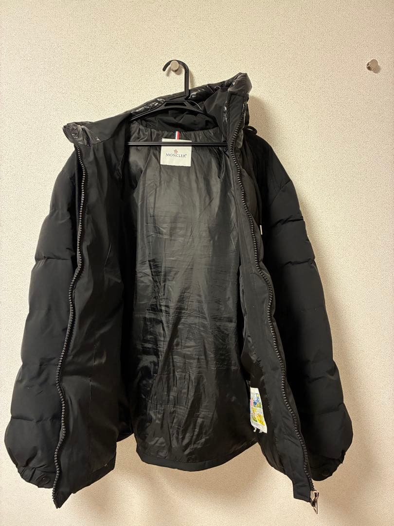 モンクレールのダウンジャケット