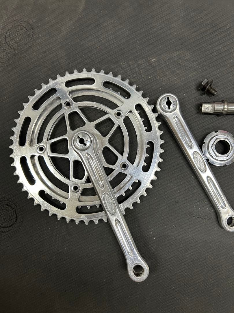 ストロングライトSUPER COMPETITION 63 WクランクＢＢセット