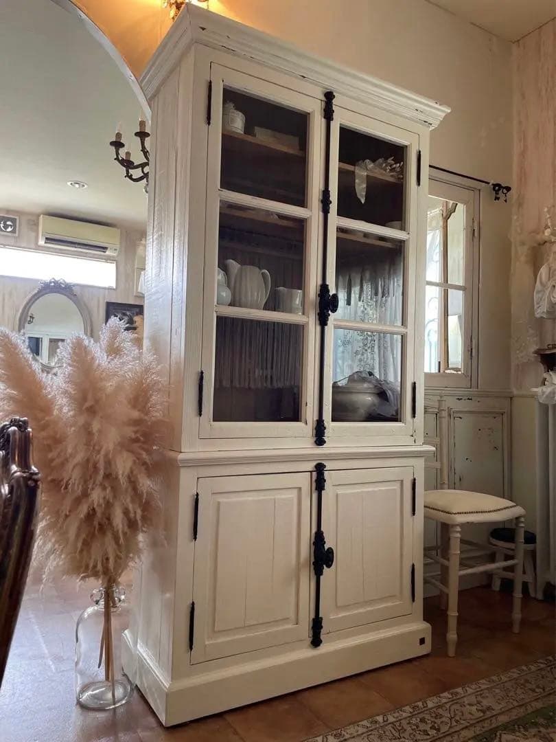 専用page〜✴︎フランスヴィンテージ✴︎グレモン錠ガラスキャビネット　リペア済み