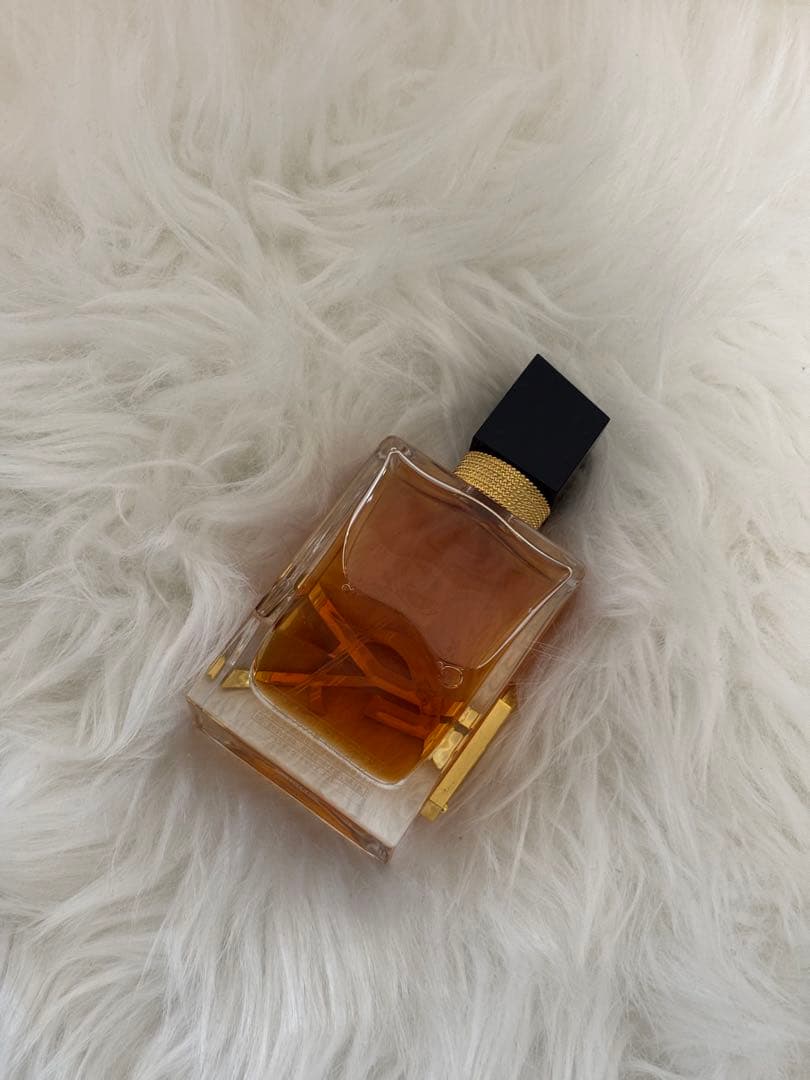 YSL イヴサンローラン リブレオーデパフファムアンタンス　香水 50ml 美品
